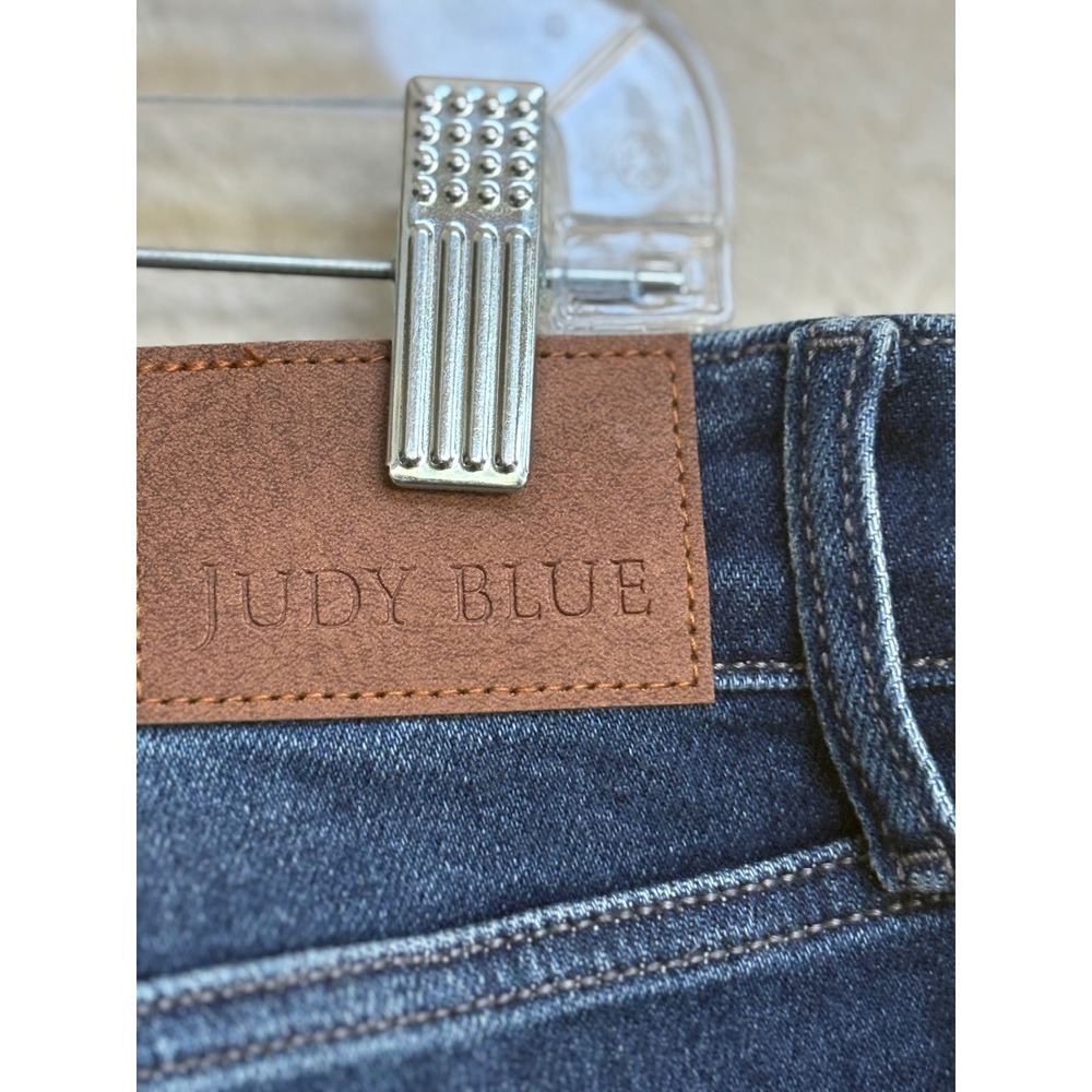 NWT Judy Blue Mid Rise Bermuda Shorts Plus Size 1XL Dark Wash Denim Summer - Picture 8 of 12